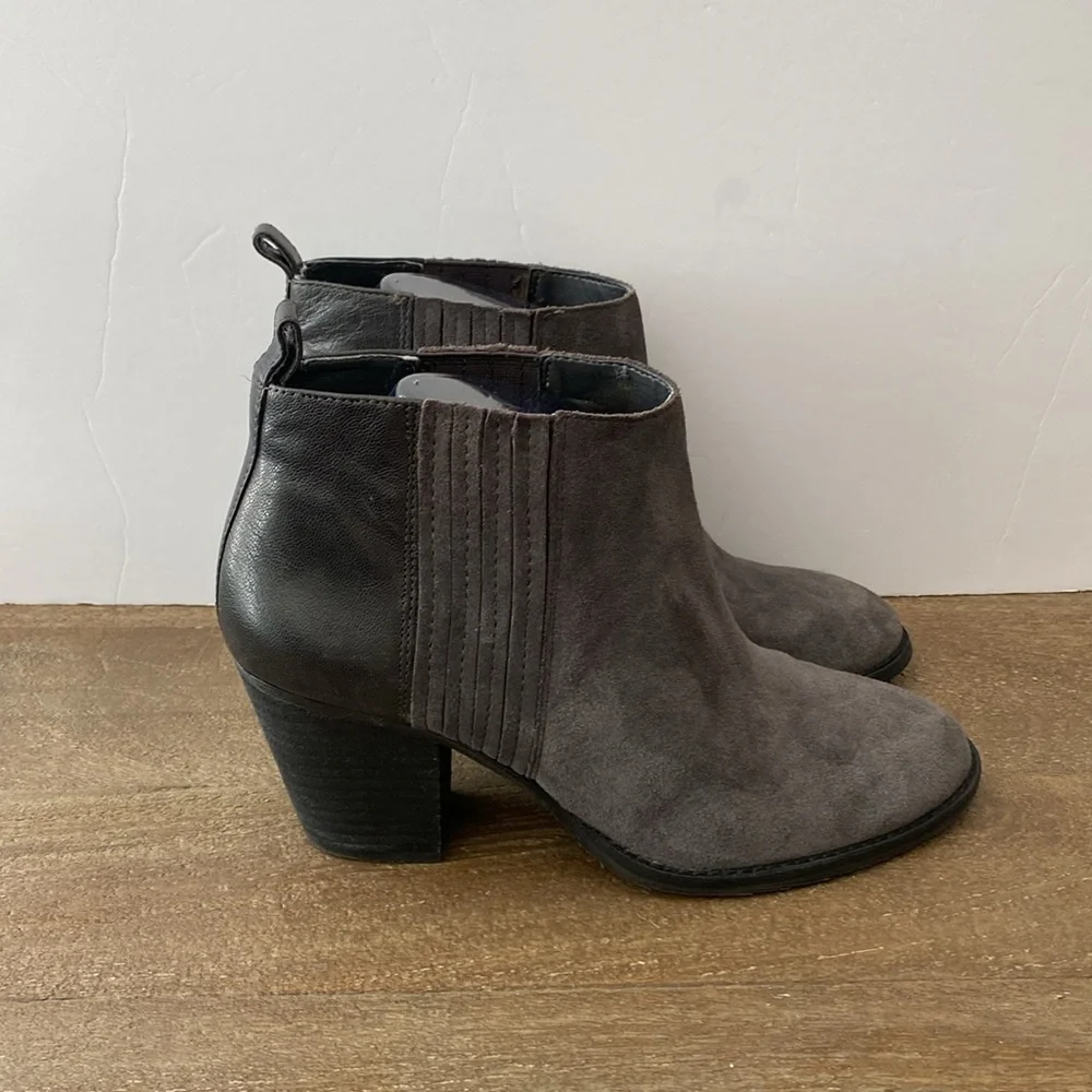 Nine‎ West Fiffi Suede Ankle Boots